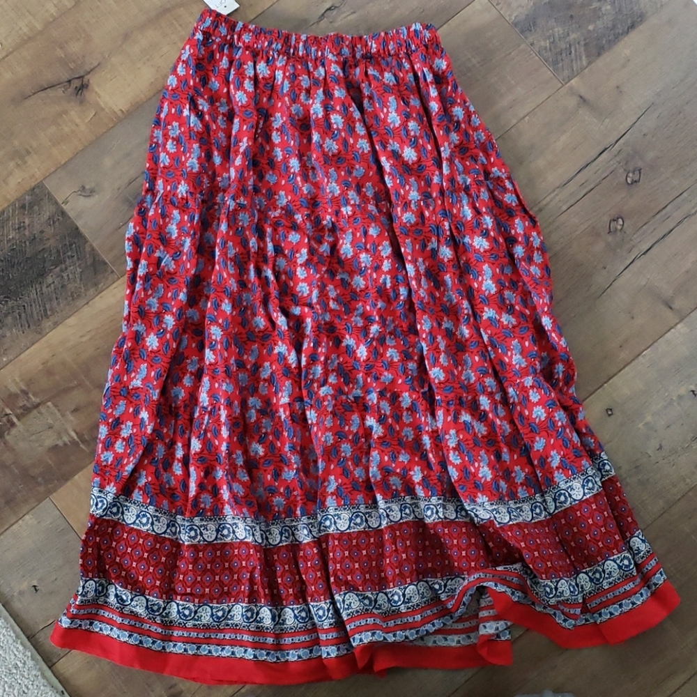 midi skirt